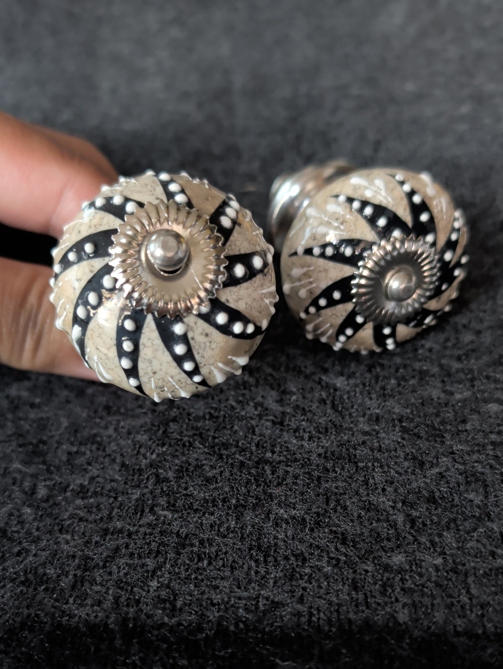 Decorative Ceramic Black & Cream Swirl Sunburst Cabinet Knobs Silver Tone Metal